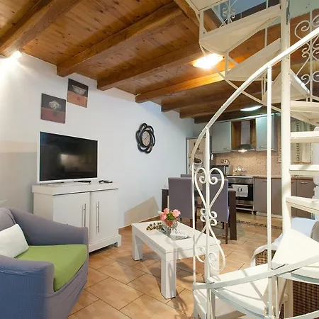 Holiday home Adrianna's House Skiathos Town